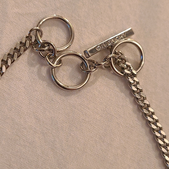 GIVENCHY Faux Pearl and Crystal Collar Necklace - Picture 2 of 2